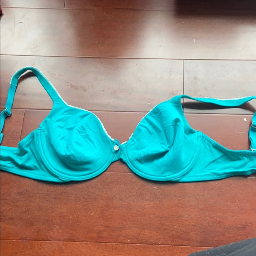 Victoria Secret 36D